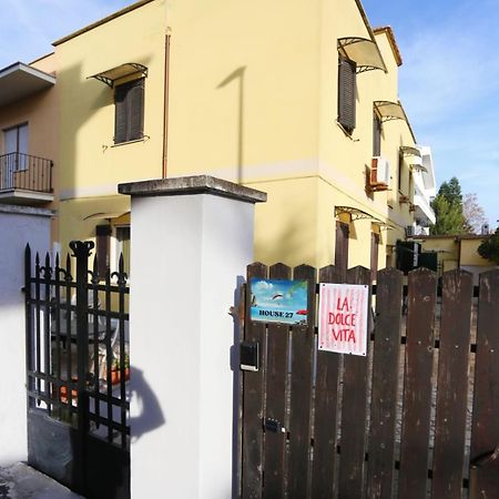 Apartmán House 27 Fiumicino Exteriér fotografie
